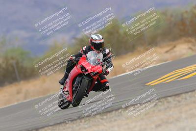 media/Sep-10-2022-SoCal Trackdays (Sat) [[a5bf35bb4a]]/Turn 6 (1140am)/